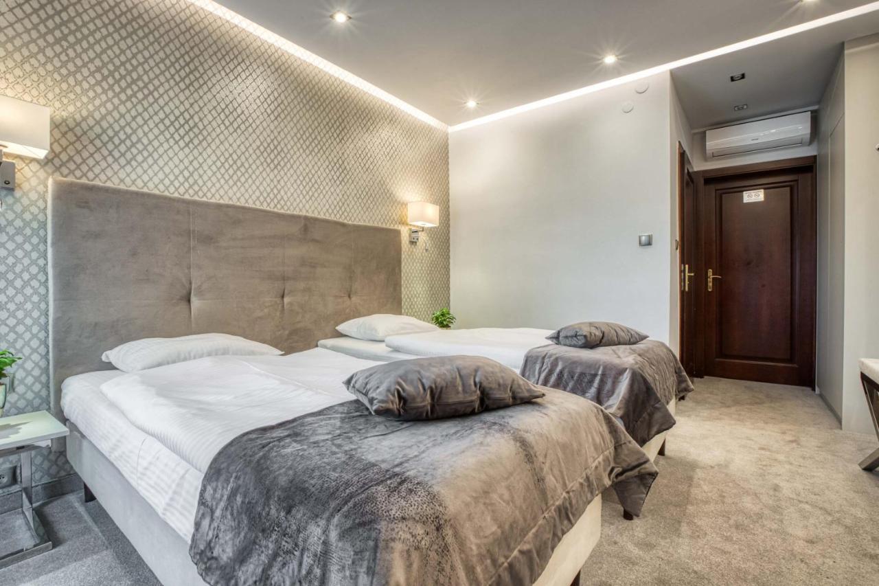 Hotel Bialy Dom Rybnik  Extérieur photo