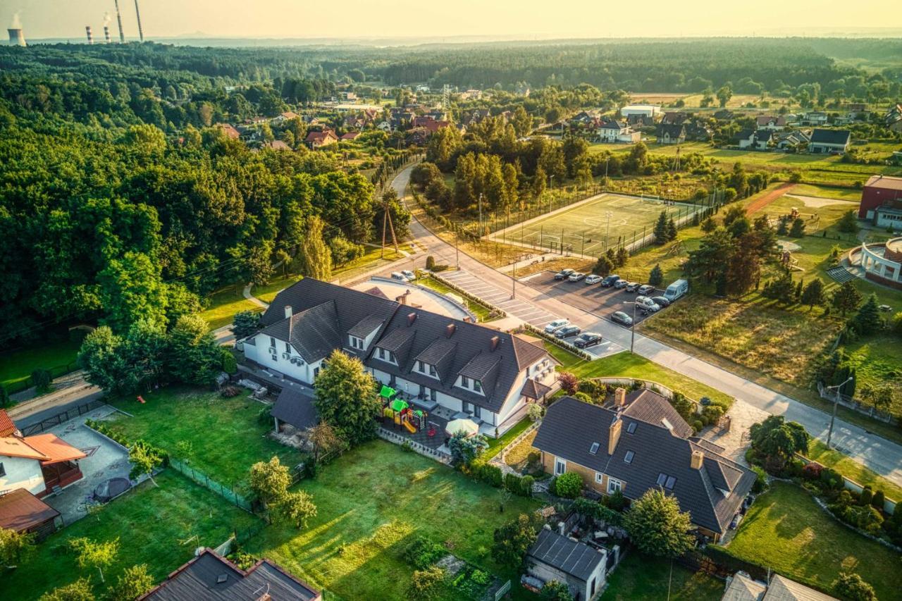 Hotel Bialy Dom Rybnik  Extérieur photo
